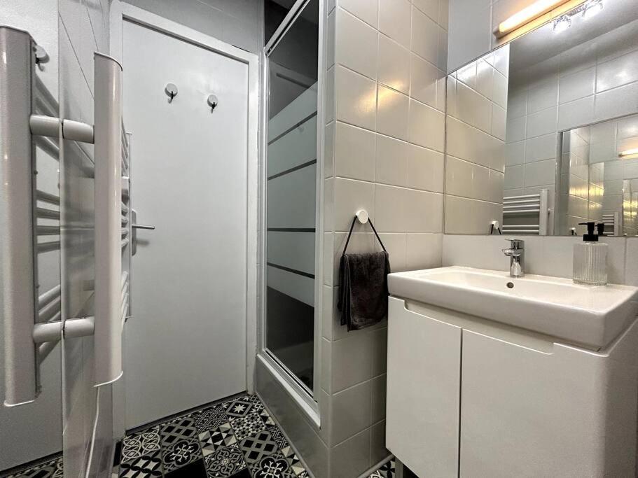Logement Neuf - Proximite Centre 부르주 외부 사진